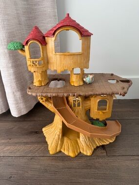 Classic Treehouse Playset for Kids - Yellow with Red Roof